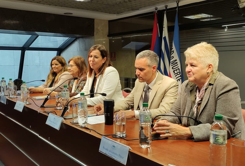 Andrea Venosa, Claudia Romano, Rosanna de Olivera, FranciscoBenavises y Rosario Pérez