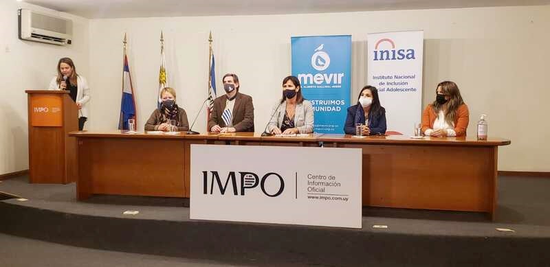 Autoridades de Mevir e Inisa