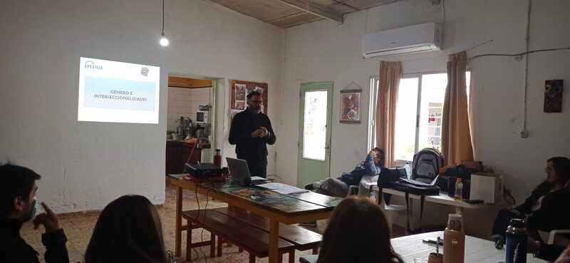 Capacitación género e interseccionalidades